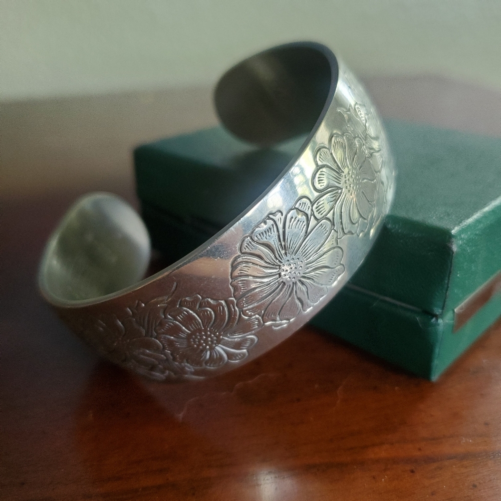 Vintage Kirk Stieff Flower of the Month Pewter Bracelet with Original Box